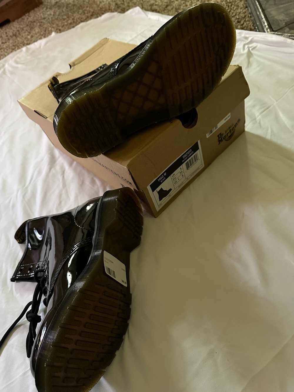 Dr. Martens Black Patent Lamper Boots -Size EU 39/US 8 Women - Picture 3 of 4